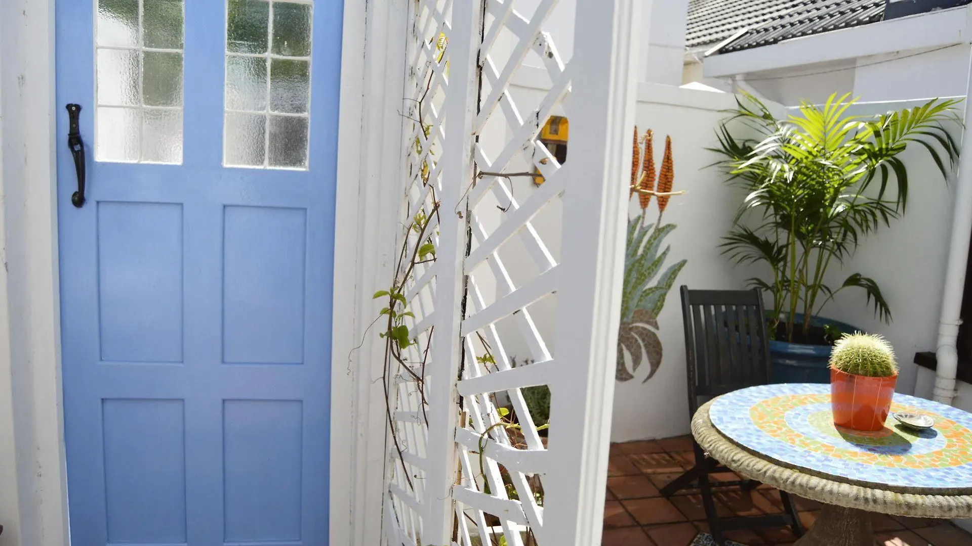 Admiralty Beach House Port Elizabeth 4*,